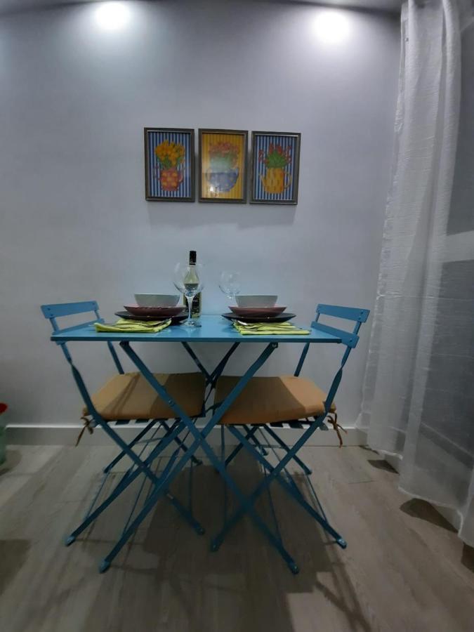La puerta azul en el corazón de Cádiz Apartamento Exterior foto
